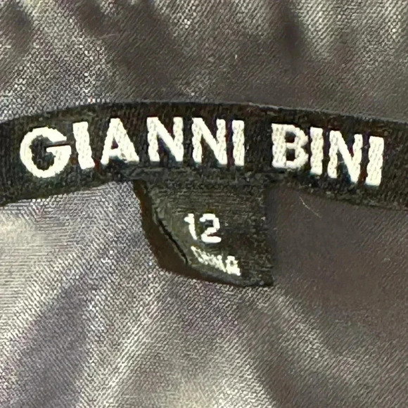 Gianni Bini Women's Gray Sheath Knee Length Boat Neck Dress Size 12 - Picture 3 of 4